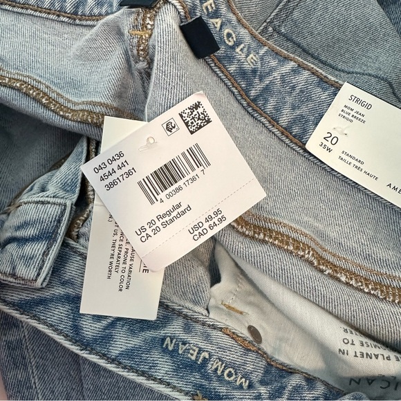American Eagle Strigid Mom Jean in Blue Breeze Women Size 20 or 35 W Standard - Picture 10 of 15